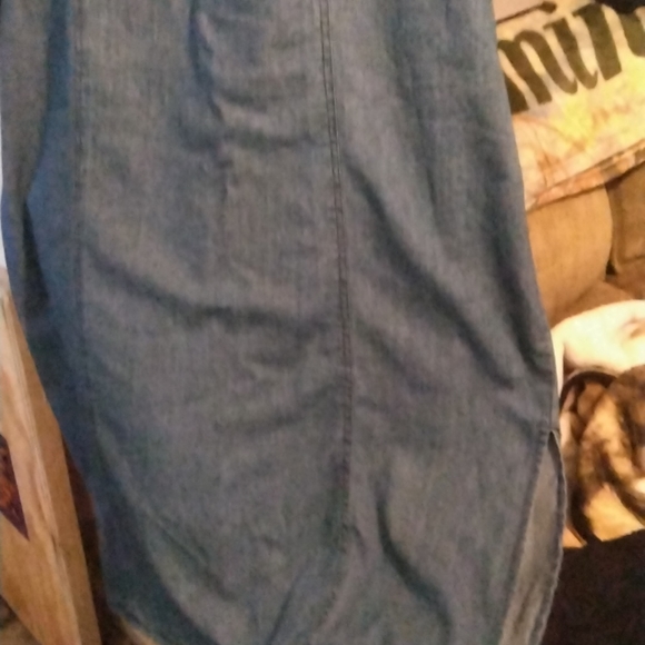 2X gorgeous light weight blue long sleeveless Dress - Picture 2 of 3